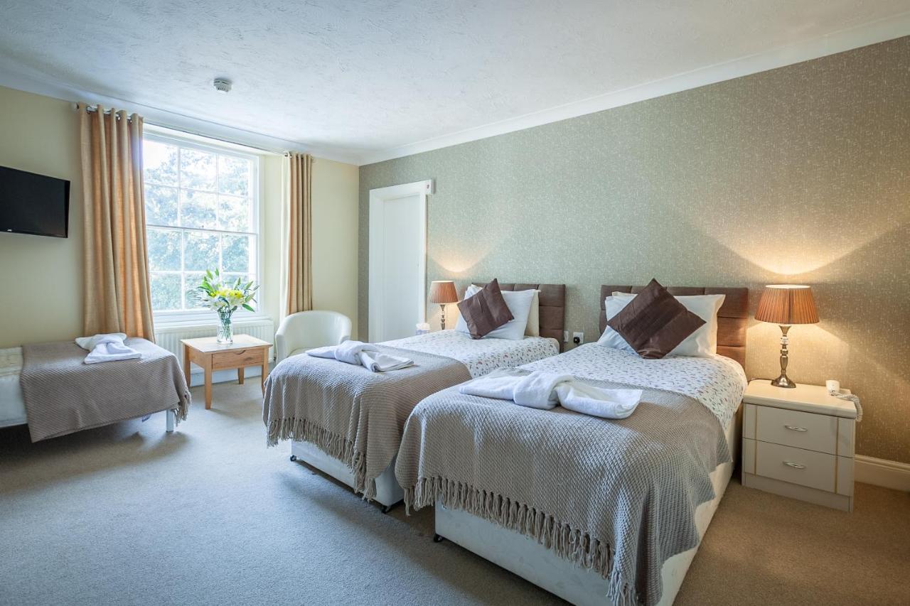 The Balmoral - Just For Adults